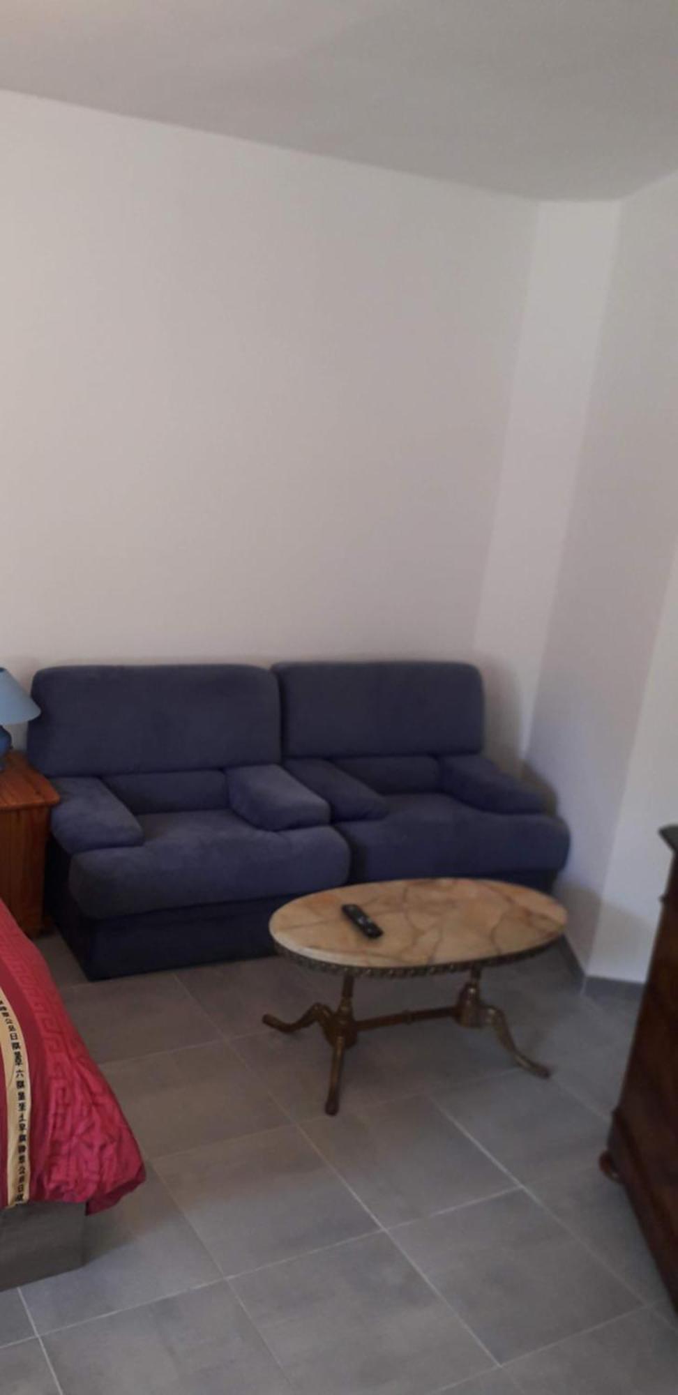 Appartement Confortable En Hyper Centre Parking Gratuit Dans La Rue Acces Avec Boite A Clee à Castres  Extérieur photo